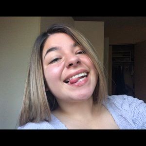 Meet your Posher, Sky